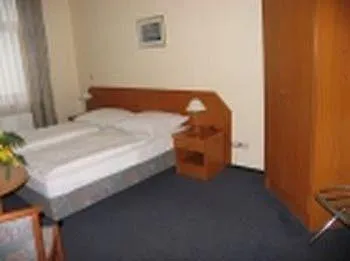 **  המבורג Hotel Terminus Am Hauptbahnhof & Zob גרמניה