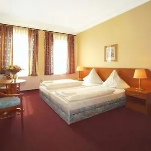 Residencia Am Hauptbahnhof Hotel