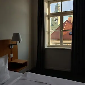 Bed & Breakfast Cafe Konrad