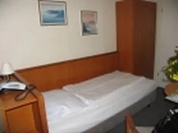 Hotel Terminus Am Hauptbahnhof & Zob Hamburgo Alemania