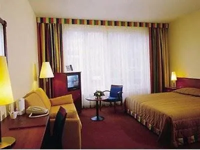 Hotel Terminus Am Hauptbahnhof & Zob Hamburgo